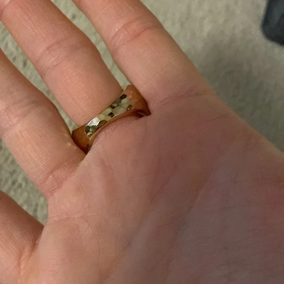 Statement Ring - Picture 4 of 4